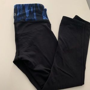 Reversible Lululemon Capri pants. (Lower waisted)